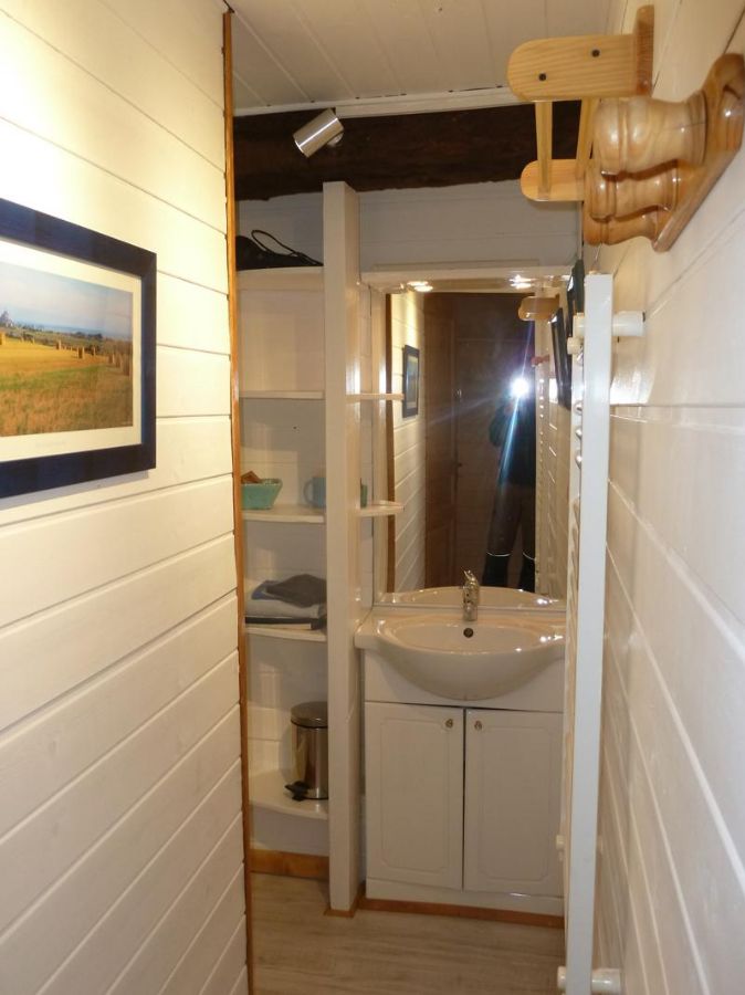 salle de bain avec 2 lavabos et une grande douche salle de bain avec 2 lavabos et une grande douche