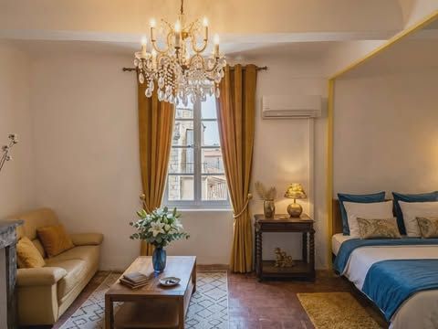 La Roitelet La Roitelet