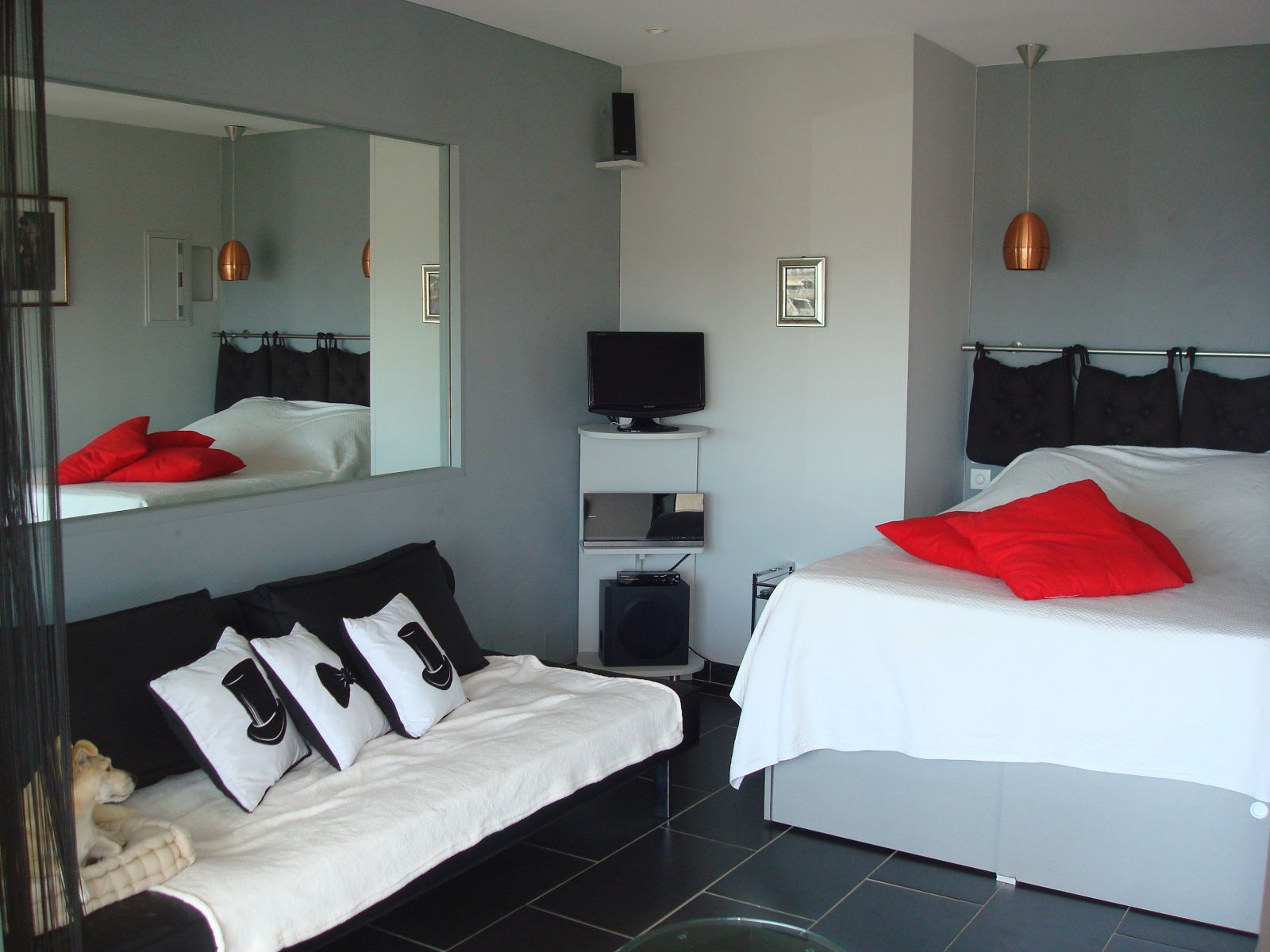 HELIOPOLIS LES MARQUIS LA CHAMBRE HELIOPOLIS LES MARQUIS LA CHAMBRE