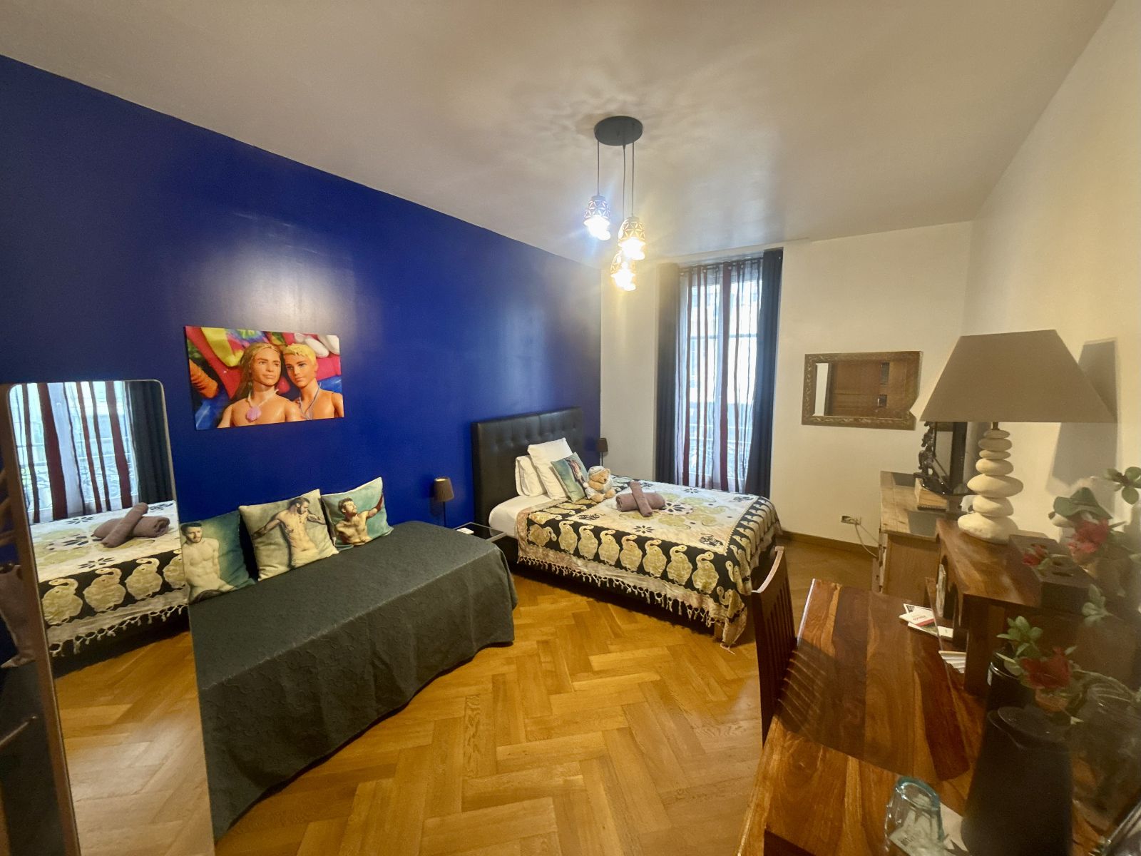 La Chambre n°3 #BlueAngels - 1 ou 2 pers. La Chambre n°3 #BlueAngels - 1 ou 2 pers.