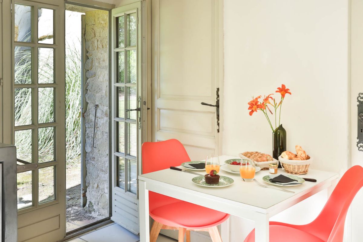 Cuisine 2 Gîte Prieuré La Madelène Cuisine 2 Gîte Prieuré La Madelène