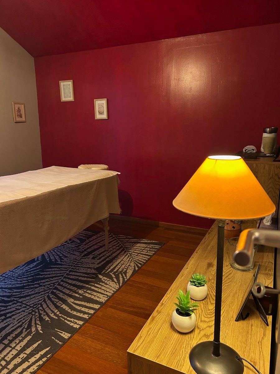 Massage bien-être sur rendez-vous à la maison. Relaxation garantie ! Massage bien-être sur rendez-vous à la maison. Relaxation garantie !