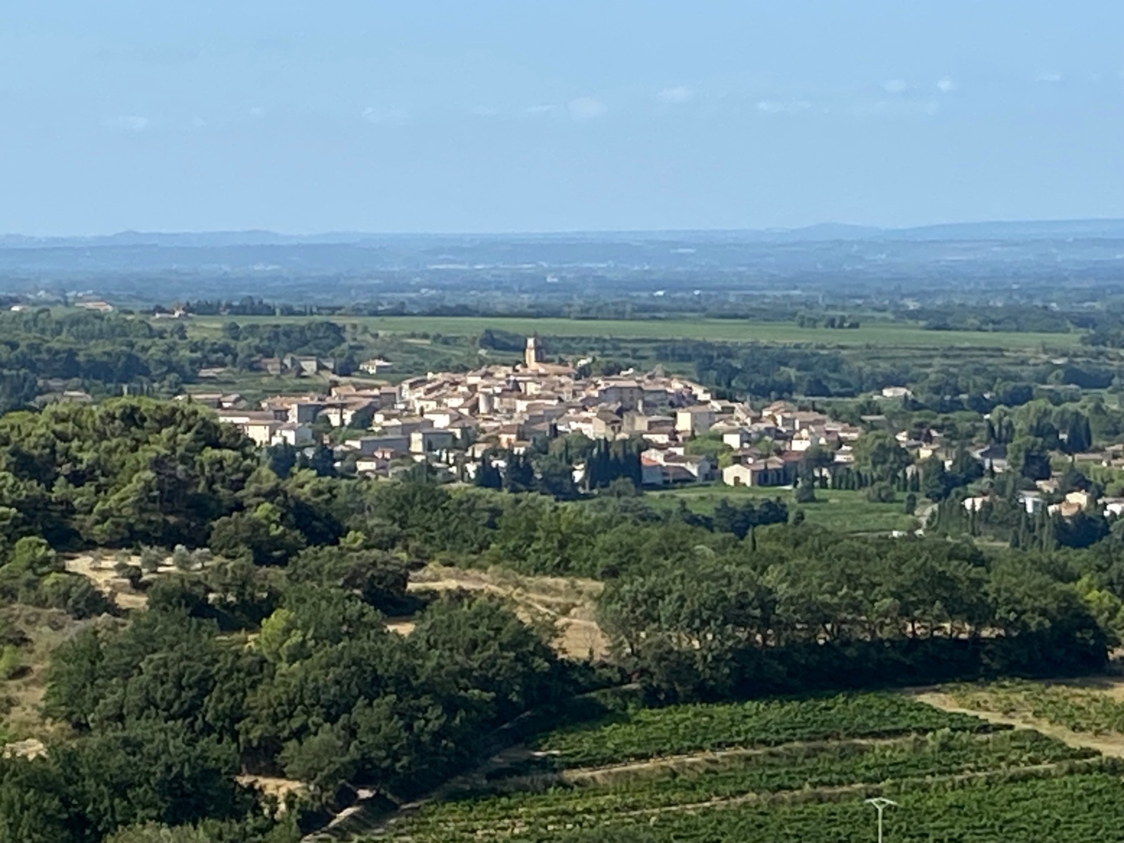 Vue village provençal de Sablet Vue village provençal de Sablet