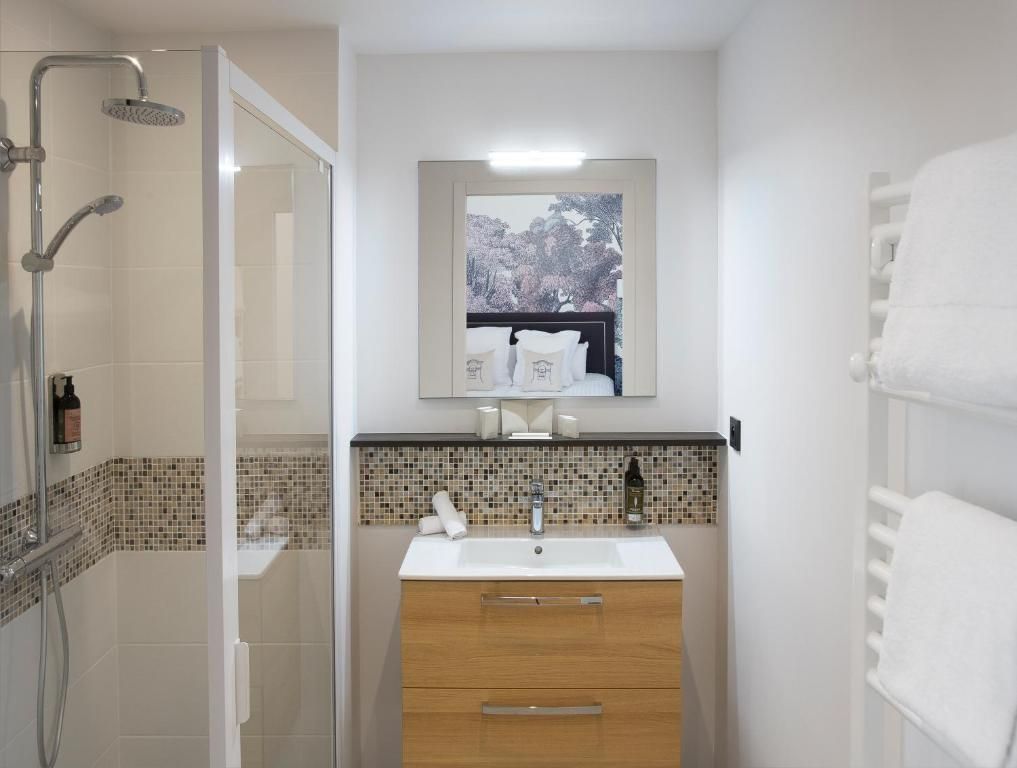 Salle de bains et douche