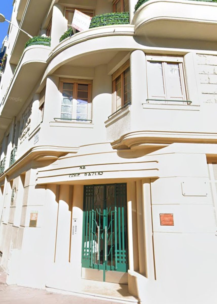 L'entre de La Rsidence de mon Cabinet proche du Ngresco