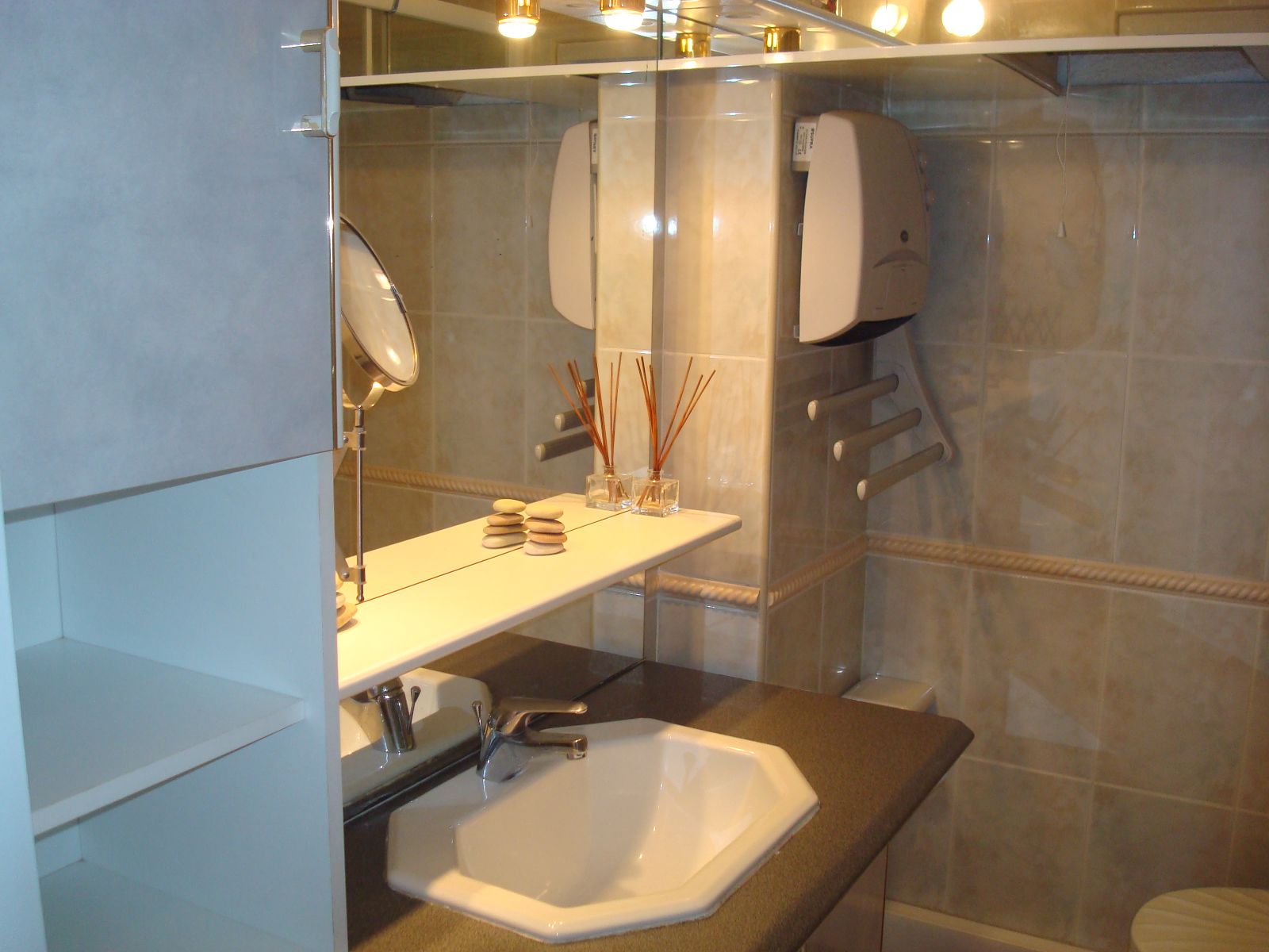 LES MARQUIS HELIOPOLIS Salle de bains LES MARQUIS HELIOPOLIS Salle de bains