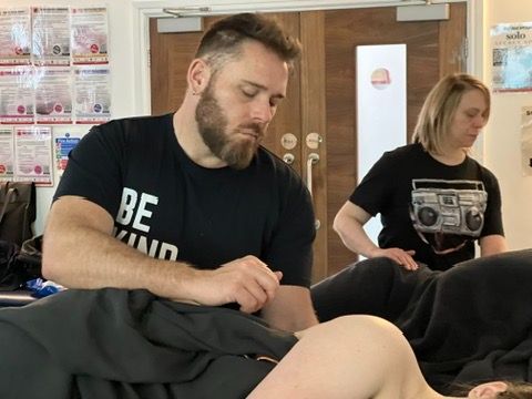 Massage Training Picture in London Massage Training Picture in London