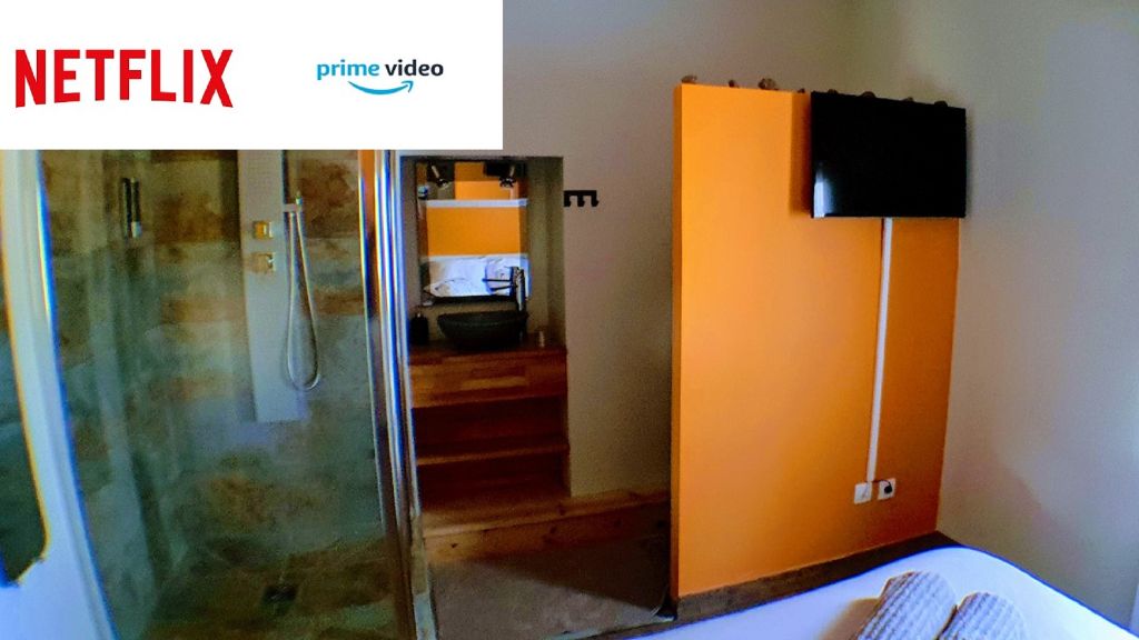 Chambre cosy syrha climatisée et salle d'eau privée Chambre cosy syrha climatisée et salle d'eau privée