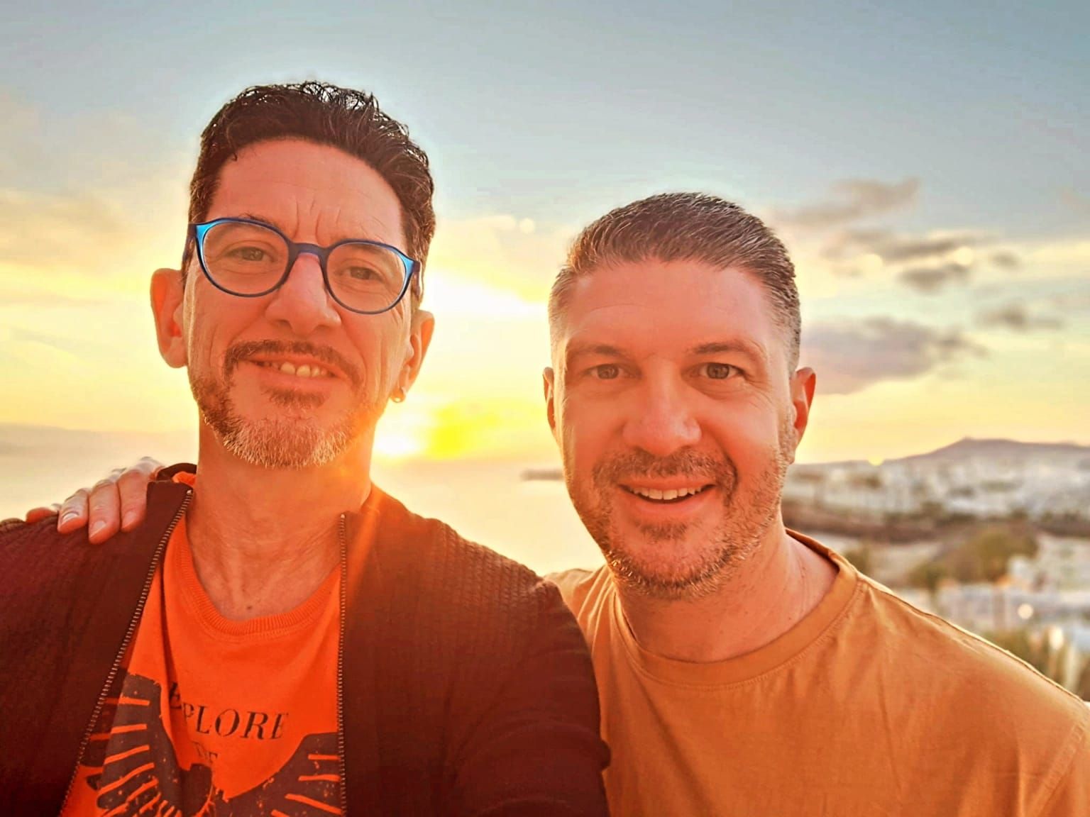 Chambre d'hôtes gay et studio indépendant à 15 min du Mont Saint-Michel Chambre d'hôtes gay et studio indépendant à 15 min du Mont Saint-Michel