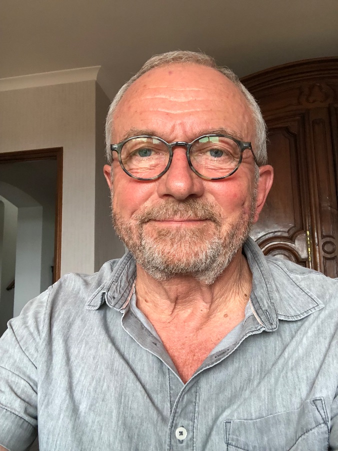 Quiet gite in Nimes for 2 - shared pool