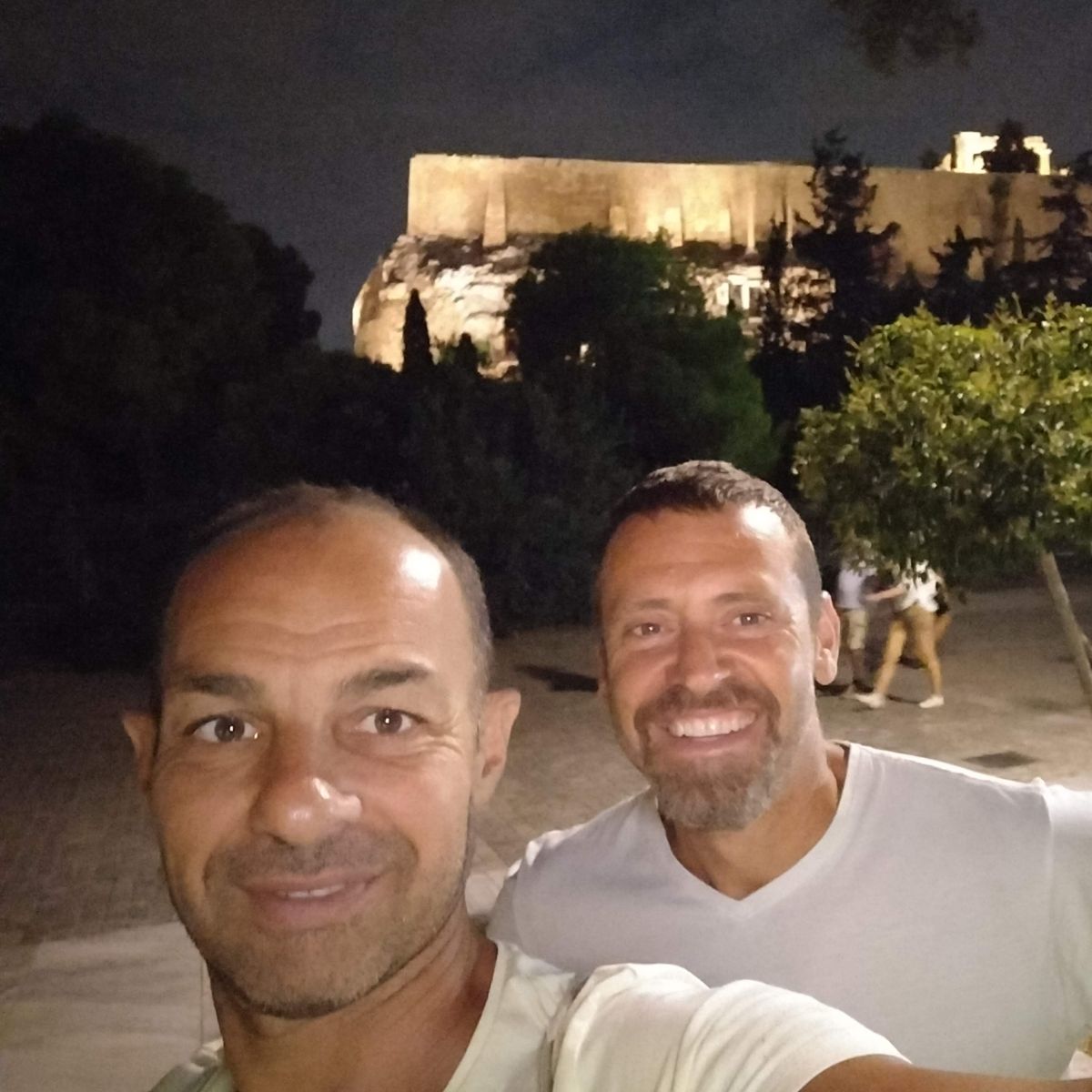 Stay in Athens – with 2 cheeky, friendly guys Stay in Athens – with 2 cheeky, friendly guys