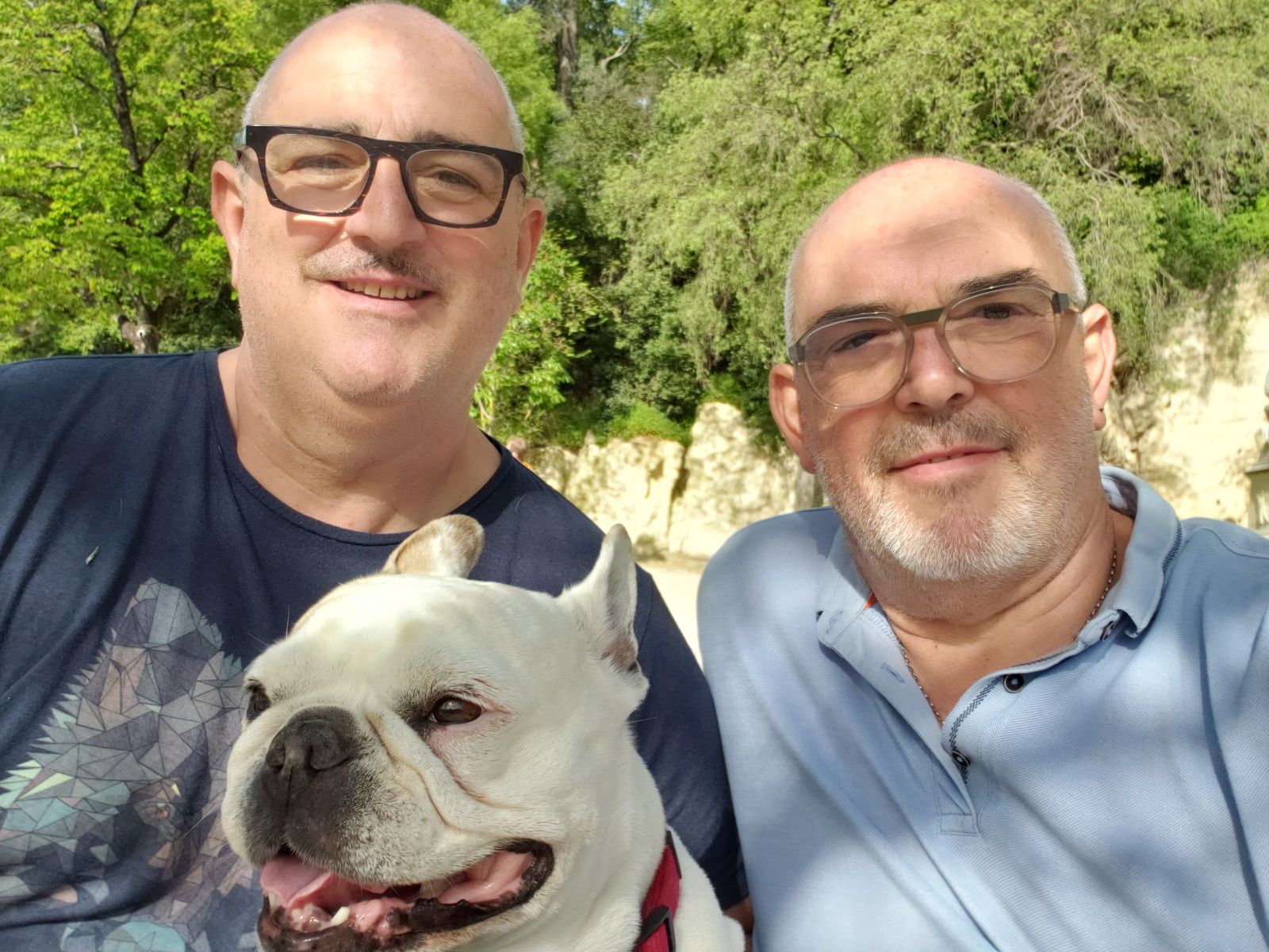 Chambres d'hôtes et massages à Nimes - naturistes bienvenus Chambres d'hôtes et massages à Nimes - naturistes bienvenus