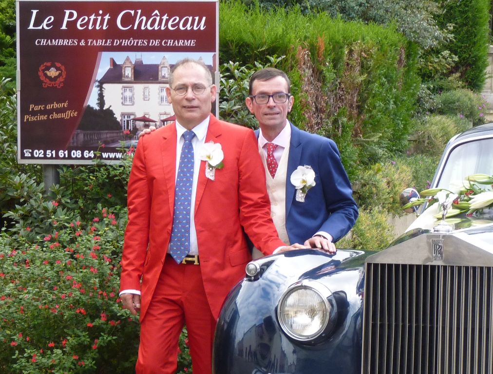 le Petit Château en Vendée - Gay  et Naturisme possible
